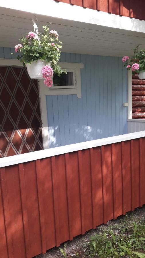 Draenggardens Stuga Pa Genuin Raettviksgard Boda  Eksteriør bilde